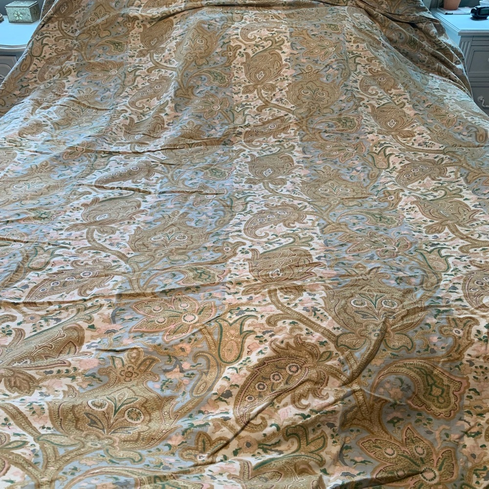 Williams Sonoma Paisley Duvet Cover in Tan, Green, Blue